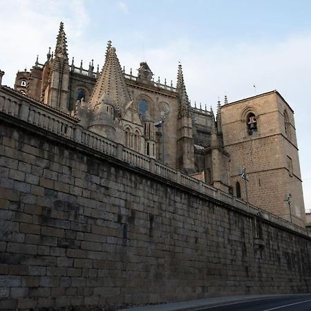 Las Dos Catedrales 1 Plasencia Exterior foto